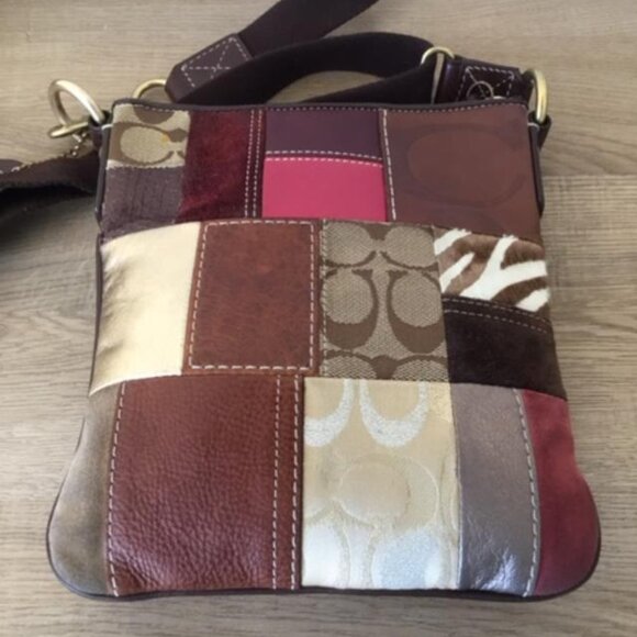 COACH Signature Patchwork Multicolor Canvas Leather Suede Shoulder Bag Crossbody - Picture 4 of 11